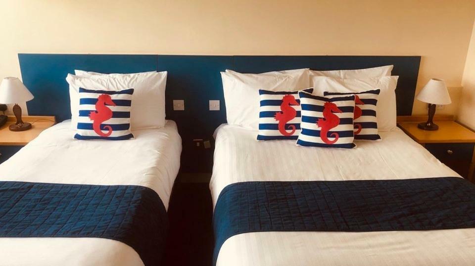 Derrynane Hotel & Holiday Homes Caherdaniel Esterno foto